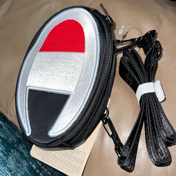 CHAMPION  PRIME WAIST PACK Black - Picture 5 of 11